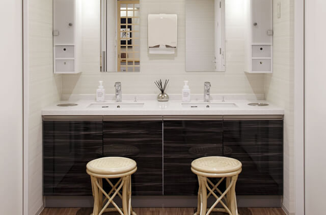 やわらぎ斎場滝川親族控室（洗面室）滝川朝日町葬儀葬式法要画像イメージ
